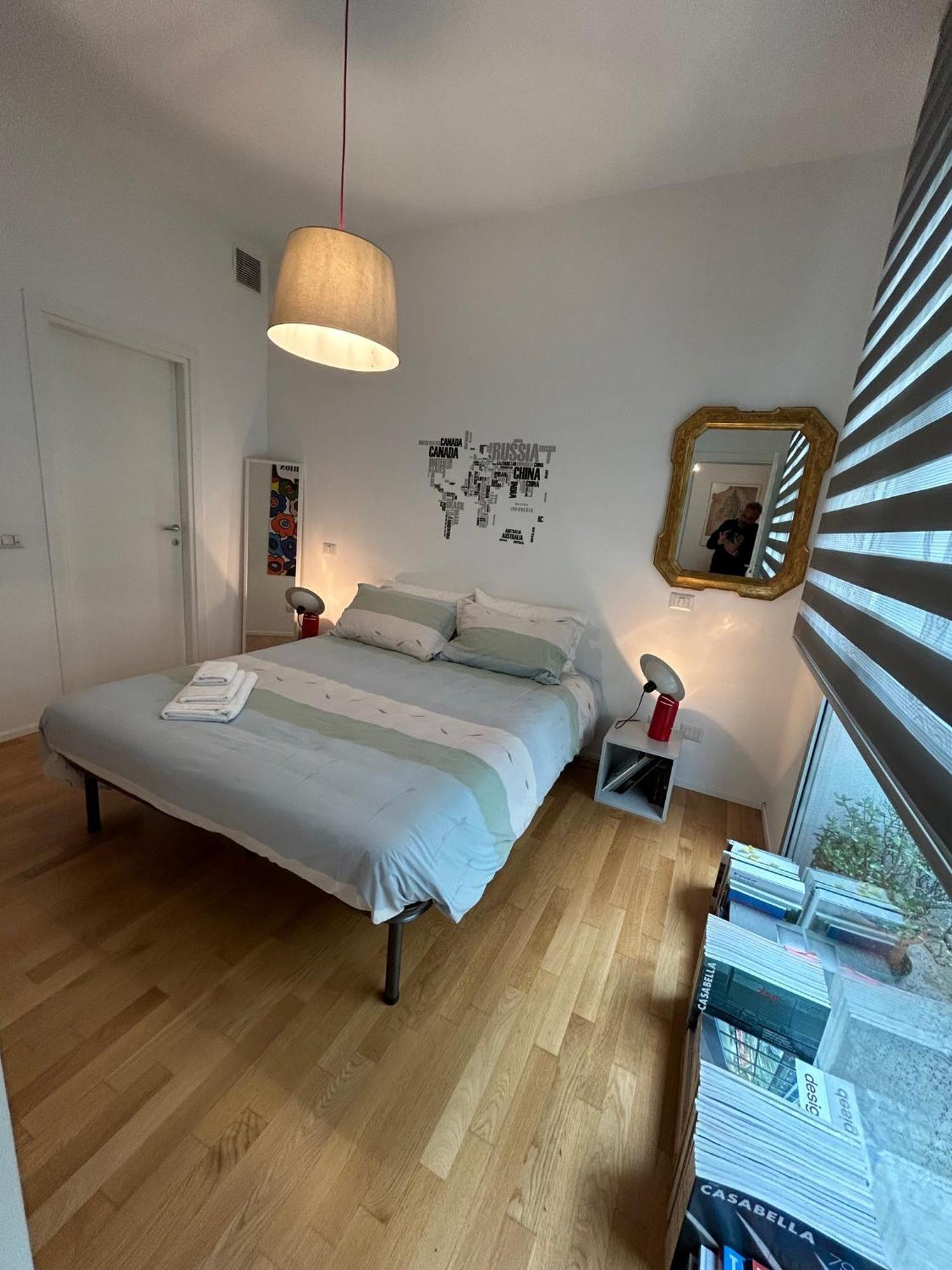 57 Via Carlo Farini * Milano